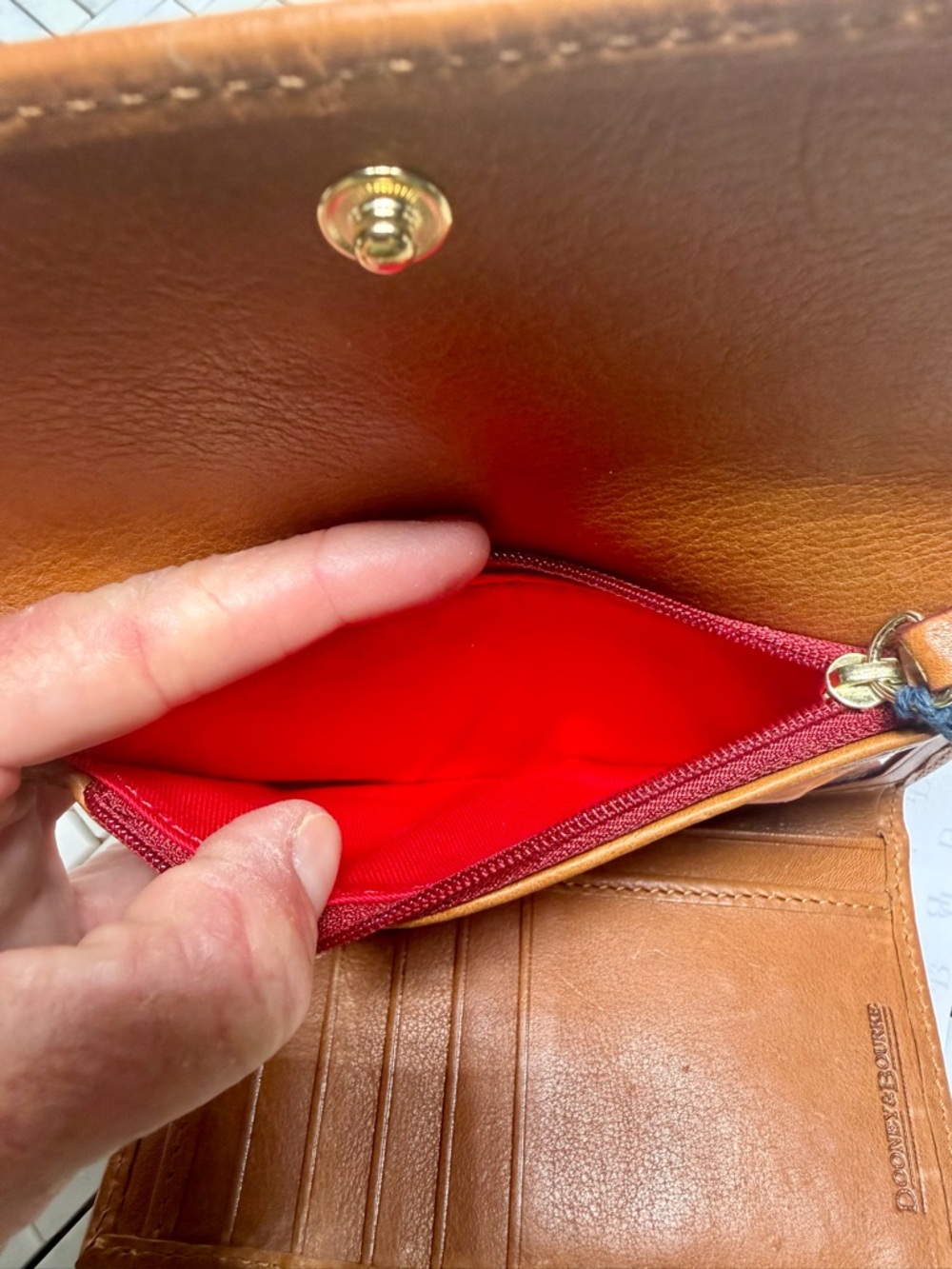 🤎💄Dooney & Bourke Flap Wallet💄🤎 - Picture 13 of 15